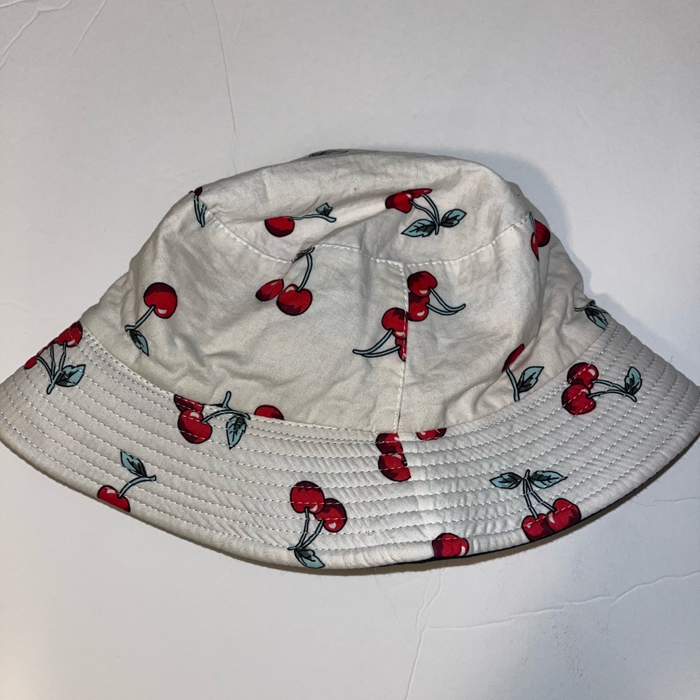 Unisex Cherry Print Double-Side-Wear Reversible Bucket Hat - Picture 7 of 9